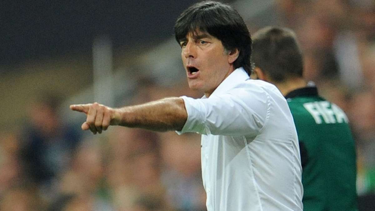 Sp_Bundesliga's tweet photo. Joachim Löw (#Mannchaft) cumple hoy, 3 de Febrero, 56 años. https://t.co/5L6PAcbqa9