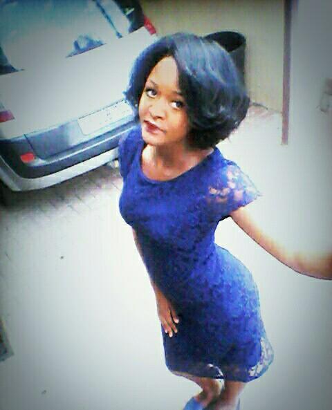 KayteeNon's tweet image. on some red lip note!