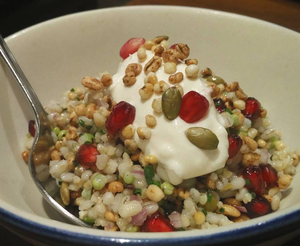 shirinmehrotra's tweet photo. Hey @cheftzac I am going to call it #ThankGodNoQuinoa Salad. It's absolutely delightful. T… https://t.co/YktpESCbpu https://t.co/thIgCNkKdu