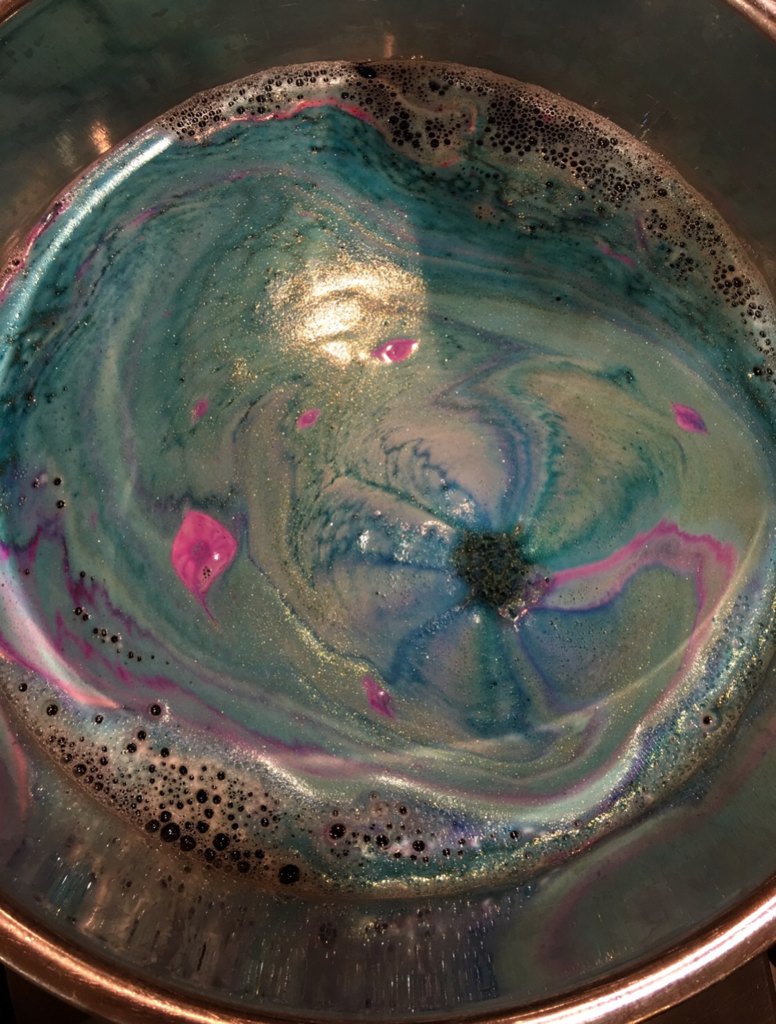 Unity_MissP's tweet image. Making cosmetics @lushcosmetics it doesn't get better than this @UnityBlackpool #year11scienceassignment