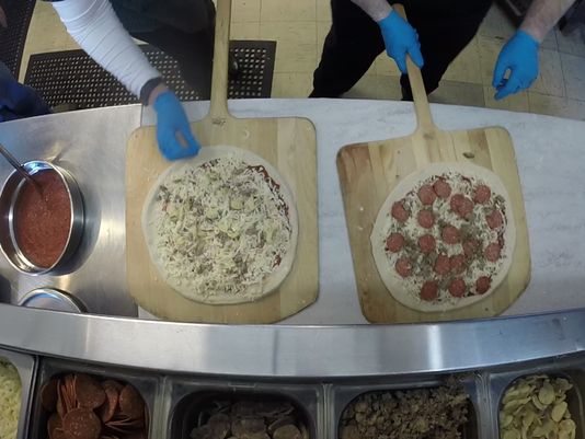 13NewsNow's tweet photo. Pizza Hot Spots:Vito's and Dino's. #13pizzaweek #13NewsNow https://t.co/AKQ2EMAdmA https://t.co/oJFw63mFRp