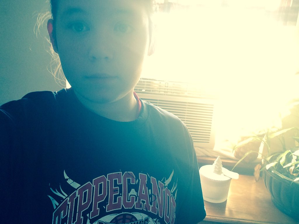 This is a picture that I took last weekend when I was not sick..I feel terrible..wish me luck at the @ the doctors 🤒