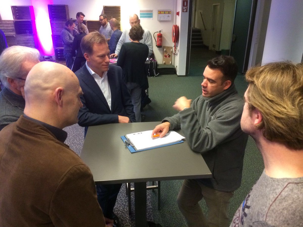 NewWorldCampus's tweet photo. De ondernemers van de @ImpactBooster maken kennis met de mentoren op de #NewWorldCampus https://t.co/A2UcGTkgH4