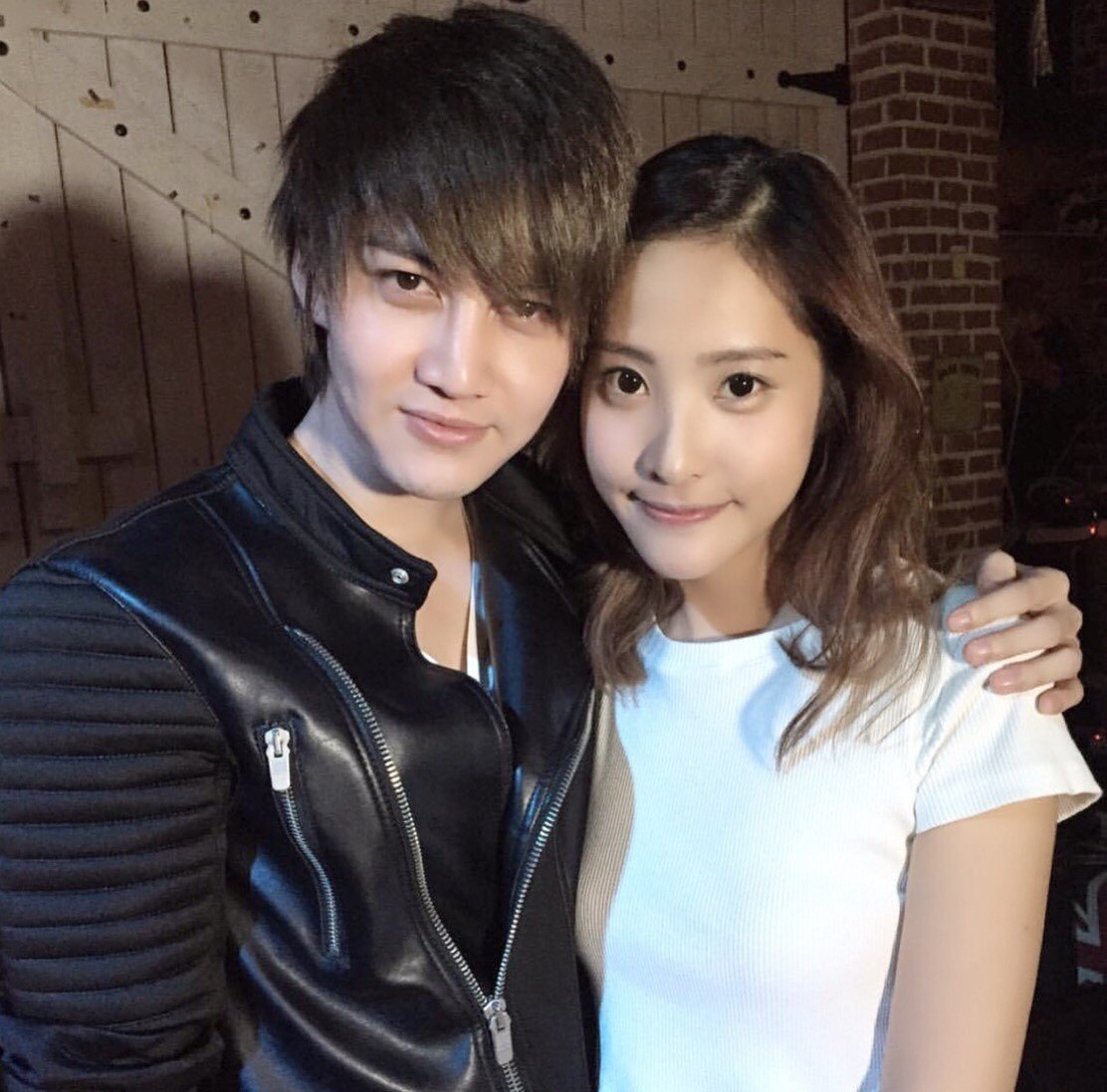 DearPiglet's tweet image. ใครได้ดู #devilloverseries วันนี้บ้าง? กำลังเข้มเลย อยากดูต่อ จิ้นคู่นี้หนักมาก 555 😂😂 #pigletcharada #golfpichaya