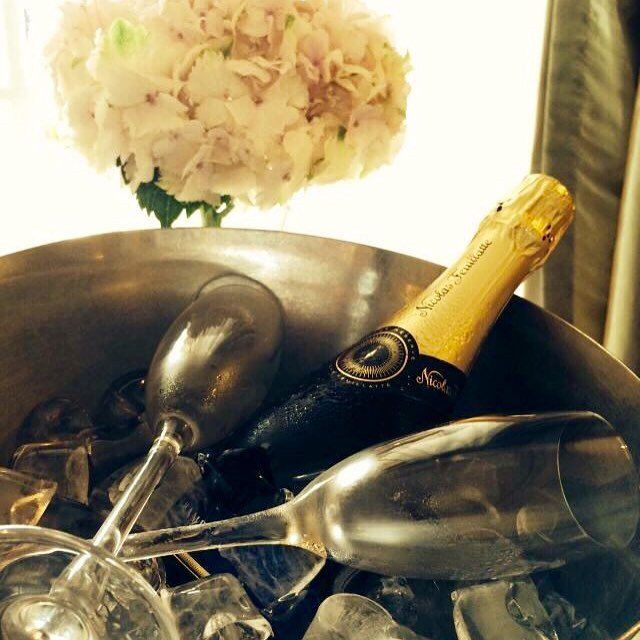 jilbar's tweet photo. Where will you be celebrating this Valentine's Day? 
#valentine #valentines #love #champag… https://t.co/Sn38LxMmKi https://t.co/LA7ANMW0V5