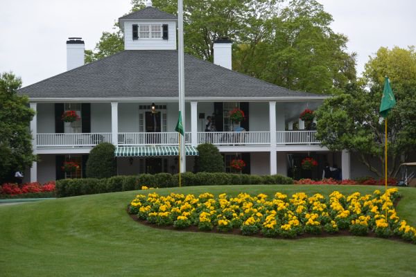 TOURMISS's tweet photo. 'HOPEFULLY, BY MY 28TH YEAR' @McIlroyRory I'M NOT LOOKING FOR 1ST @2016masters @TheMasters #GreenJacket https://t.co/x0pXZA1YsX