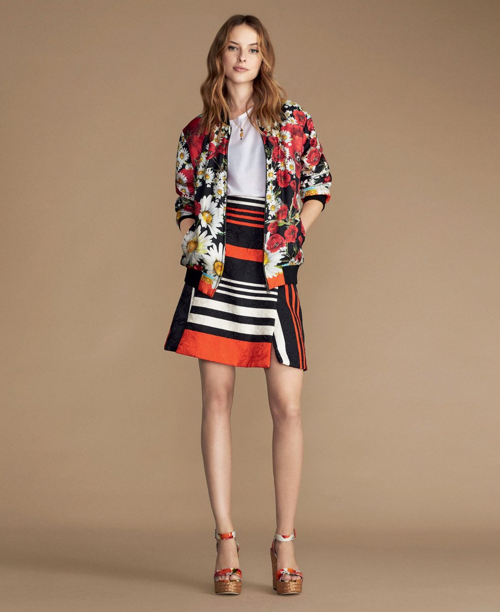 dolcegabbana's tweet photo. Stripes and poppies enliven the simple forms of these garments for urban fashion. #DGwomen https://t.co/bL2u9MK5eG https://t.co/ECPAVUt73N
