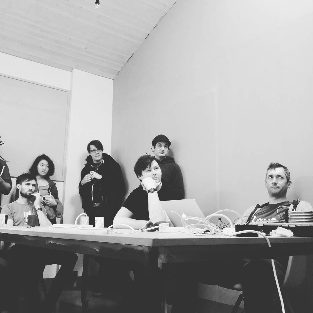 achingbrain.github.io/electricity-a-… 
by <a href="/achingbrain/">Alex Potsides</a> is bang good <a href="/nodebots/">NodeBots</a>
I saw it &amp; now I electricity for fun. You should too