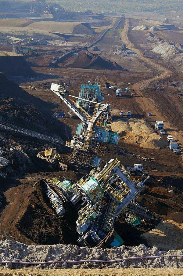 Mainpac's tweet image. Would love to know where was this picture taken?
mainpac.com.au
#Mining #OpenMine #Failure #mainpac