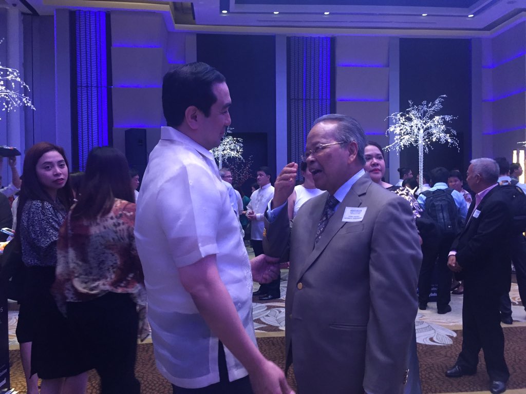 GenKabiling's tweet photo. More @manila_bulletin guests: Ex Chief Justice Panganiban and Comelec chair Bautista #MB116 https://t.co/sAEPX3rcjE