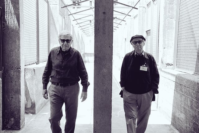 Folliacine's tweet photo. "Quest'emozione è forte, noi dobbiamo comunicarla". #podcast #025 https://t.co/0ucnLxXe03 #CesareDeveMorire https://t.co/5RKOA2ddX0