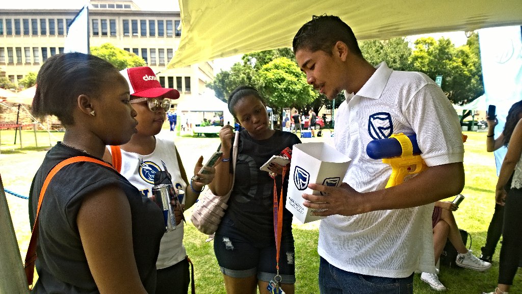 AngeloMoleele's tweet photo. The wechat wallet powered by @standardbankza  ,is a easy way of sending and receiving cash.#sbchillzone https://t.co/RfvUnPTyLd
