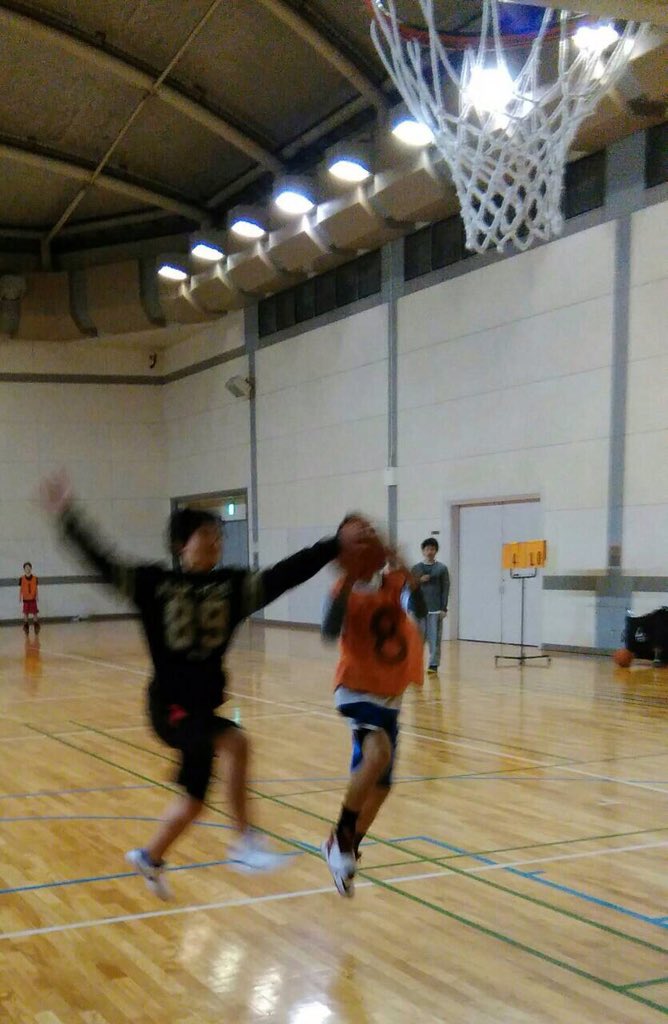 Union_basket's tweet photo. 疑惑の判定写真…
ファールではありませんでした。
＃桶川#ユニオンスポーツクラブ#バスケット教室 https://t.co/HKrK6a60dj