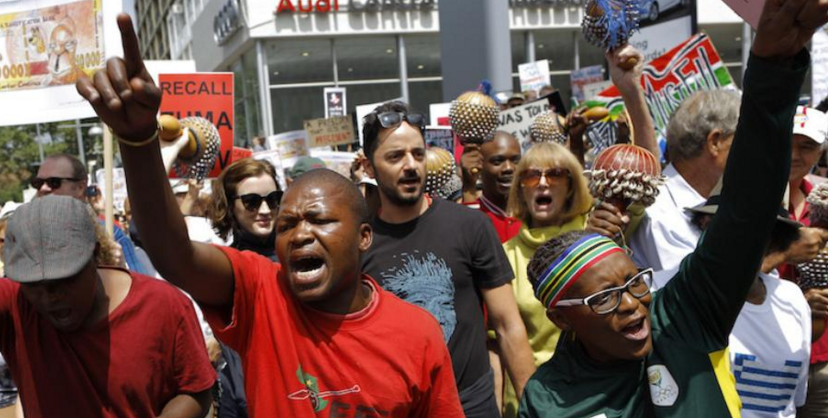 VICENews's tweet photo. South Africa’s president will pay back some of the millions he spent on home improvements https://t.co/xs0Zati4Hq https://t.co/wFSuOXHco0