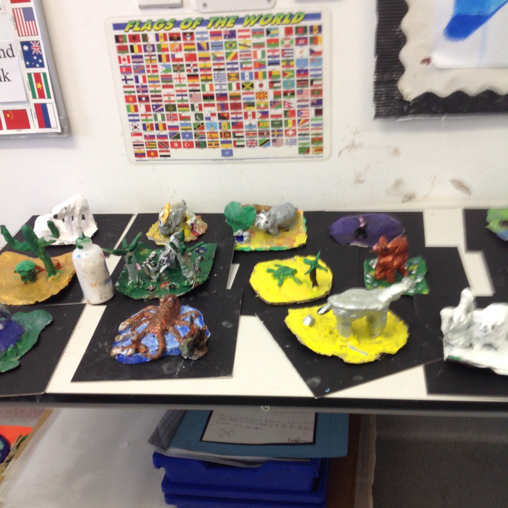 G5C_GIS's tweet photo. #clay work https://t.co/uNevrJ3i6x