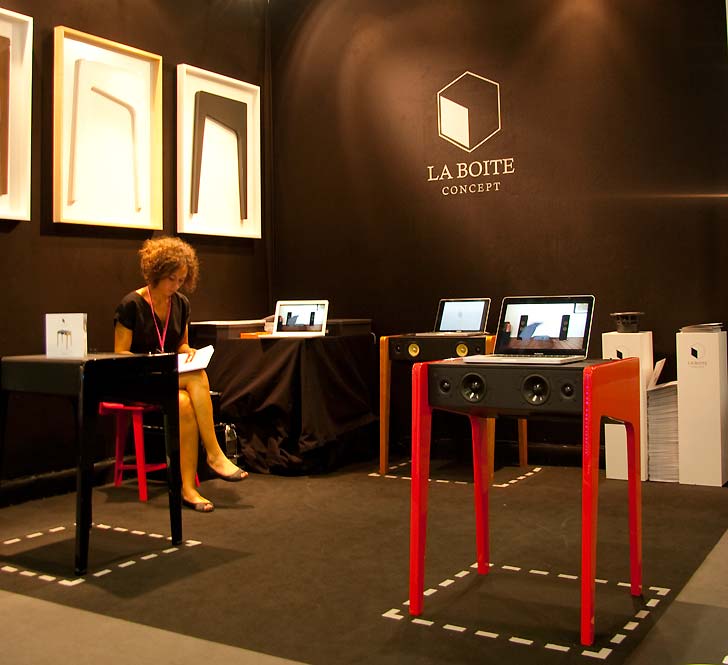 SoundersAudio's tweet photo. Emmanuel e Thimothée Cagniard, i soci fondatori di #LaBoîteConcept con alcune loro creazioni come l'ultimo #LP160. https://t.co/NCZ6InzCEI