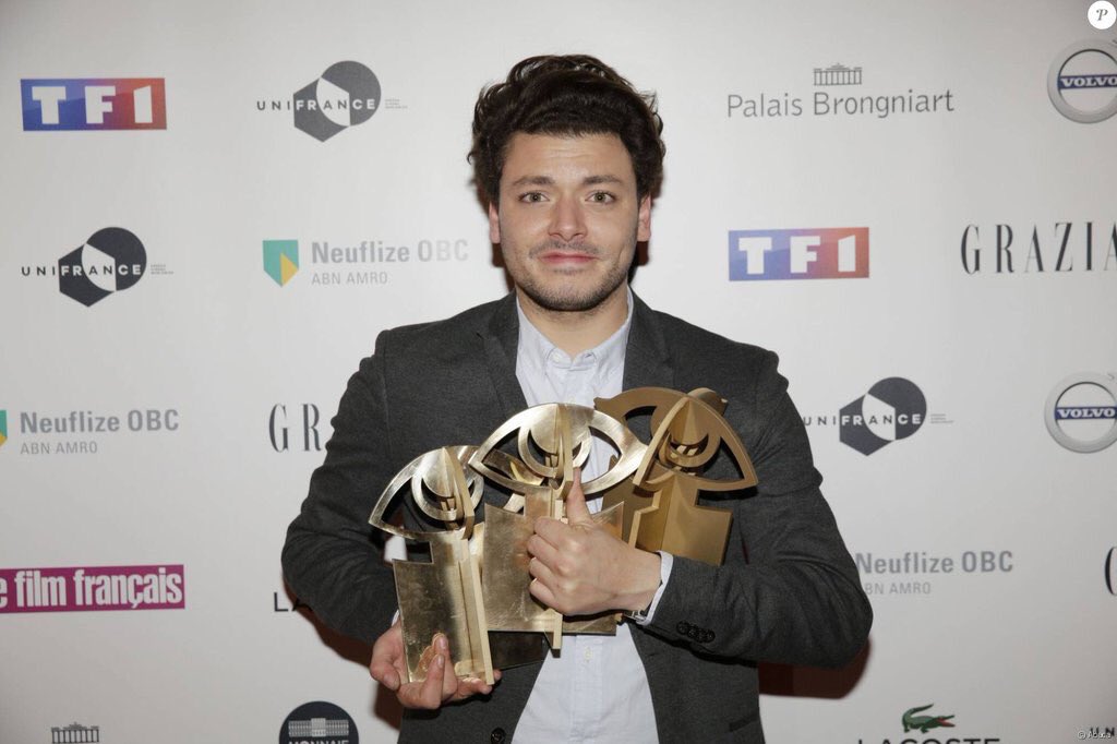 kevadamsource's tweet photo. @kevadamsss hier à la cérémonie des #TropheesFF2016 👏 https://t.co/6QxvTu8fu6