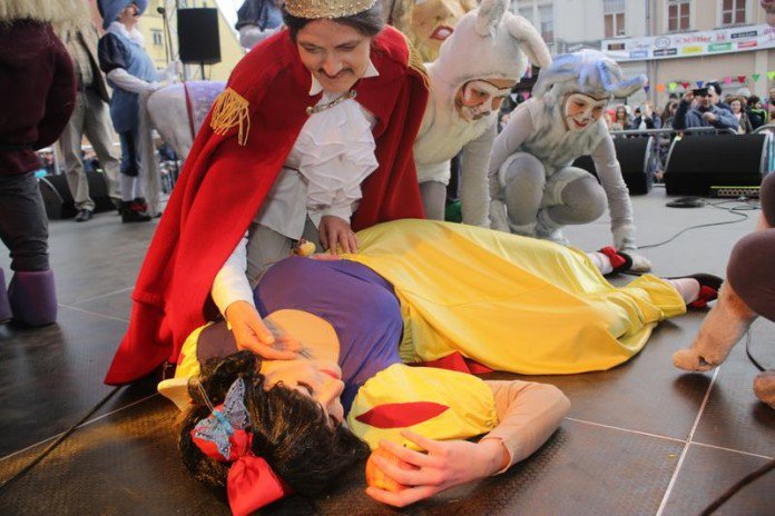 DefinCroatia's tweet photo. #Carnivals in #Croatia: When Funny, Crazy and Childish Takes Over https://t.co/Th9XxSOXDM https://t.co/jOXoGf5X7h