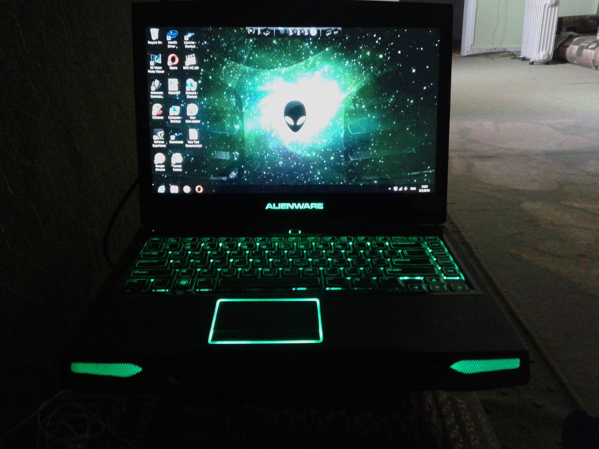 farajAlmadani's tweet photo. M14x طحلوبي 😄
#MyAlienWare https://t.co/6wIyIoJnQZ