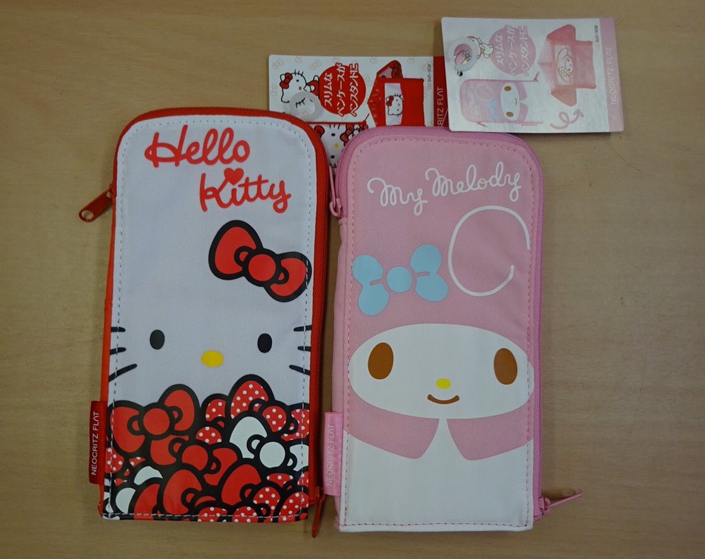 文具の富士商会 En Twitter ネオクリッツ フラット サンリオキャラクターはハローキティとマイメロディの2柄になります 中にもキティちゃんやマイメロが T Co Fbj3xycvy6 Twitter