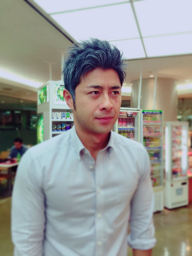 月曜よる7時 超常識クイズ ネプリーグ Twitter वर あれ 榎並さん なんですかその頭w いや こないだのネプリーグがプレッシャー過ぎで 白髪になっちゃいました というのは嘘で 別番組の小道具で遊んでました お茶目な局アナ 皆さま 榎並アナの