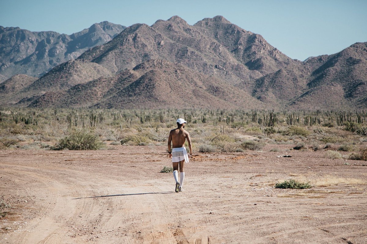 Running 90 kilometres through the Sonoran Desert in one day: bit.ly/1JXPEv0 <a href="/blackrosesnyc/">BLACK ROSES NYC</a>