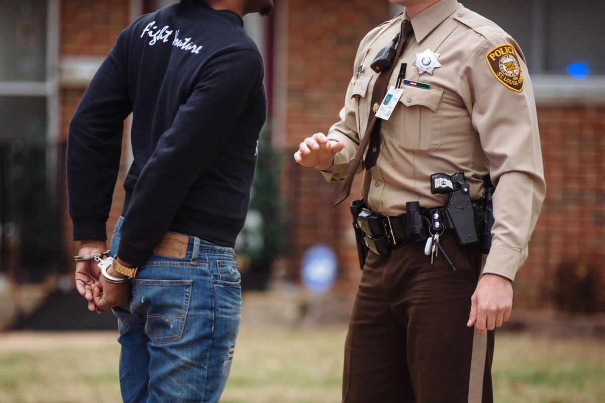 In the aftermath of Ferguson, St. Louis cops embrace crime-predicting software theverge.com/2016/2/3/10895…