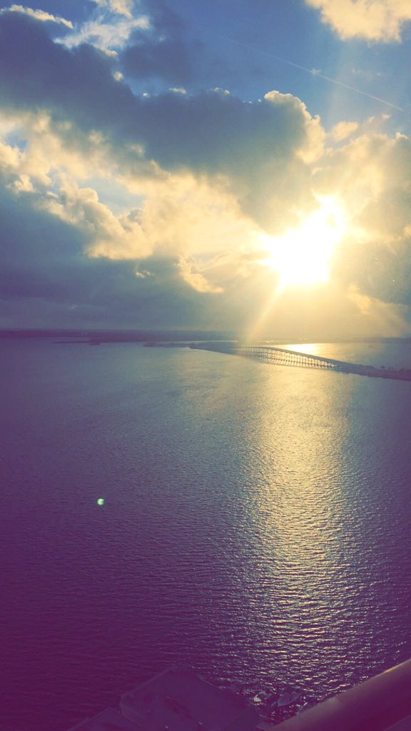 Aferrarse al odio es como tomar veneno y esperar que la otra persona muera. #BuenMiercoles