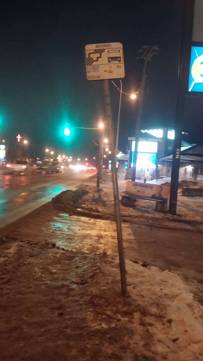 WinnipegDriver1's tweet photo. @Crookedsignwpg @CJOBTraffic @cityofwinnipeg warning this sign will fall into traffic soon WB portage at Muriel https://t.co/Gu1JLSGCc4