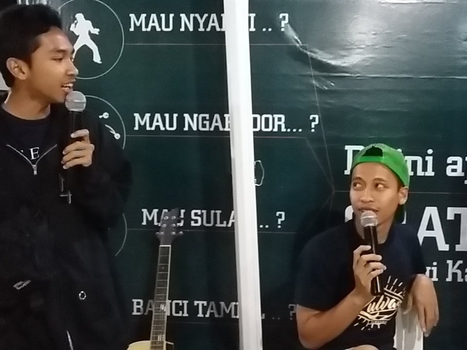 Openmic di <a href="/RomieSusantie/">ROMIE Susantie</a> sudah di mulai nih di pandu MC @AFATH_AFATH <a href="/IkhsanErdiansy/">ikhsan erdiansyah</a> #tasiktertawa