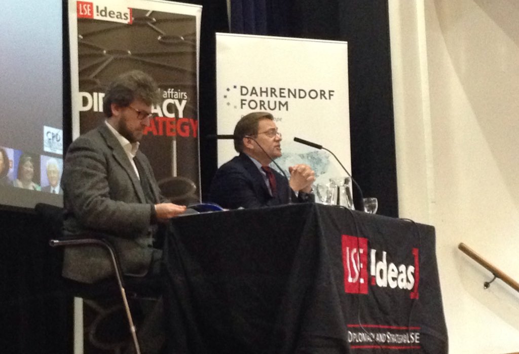 Russia-Ukraine-Europe Working Group Chair Vlad Zubok begins tonight's #LSEDahrendorf event on EU, Russia, & realism https://t.co/epRMUy0VVd