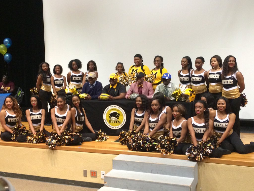 Marshall Buffalos tweet media