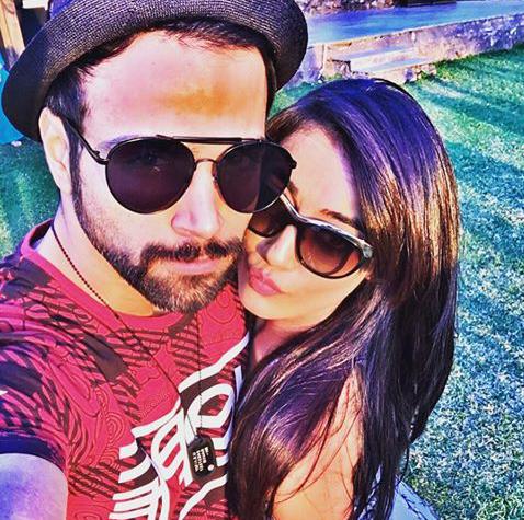 Embedded image permalink