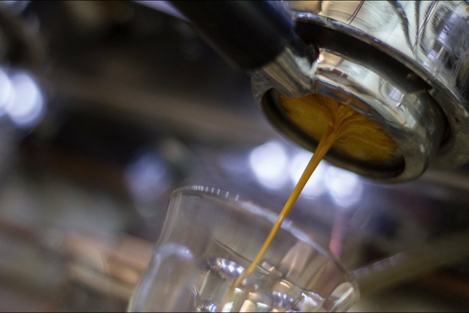 elbaristakim's tweet photo. No juzgues cada día por lo que cosechas, sino por las semillas que plantas(R.Stevenson) #estudiodecafe #café #coffee https://t.co/5FV3T1Vk0G