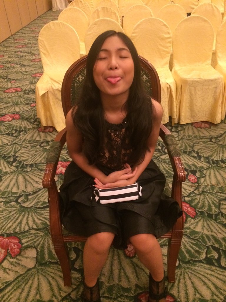 com_windy's tweet image. be and act like a princesses👠👠