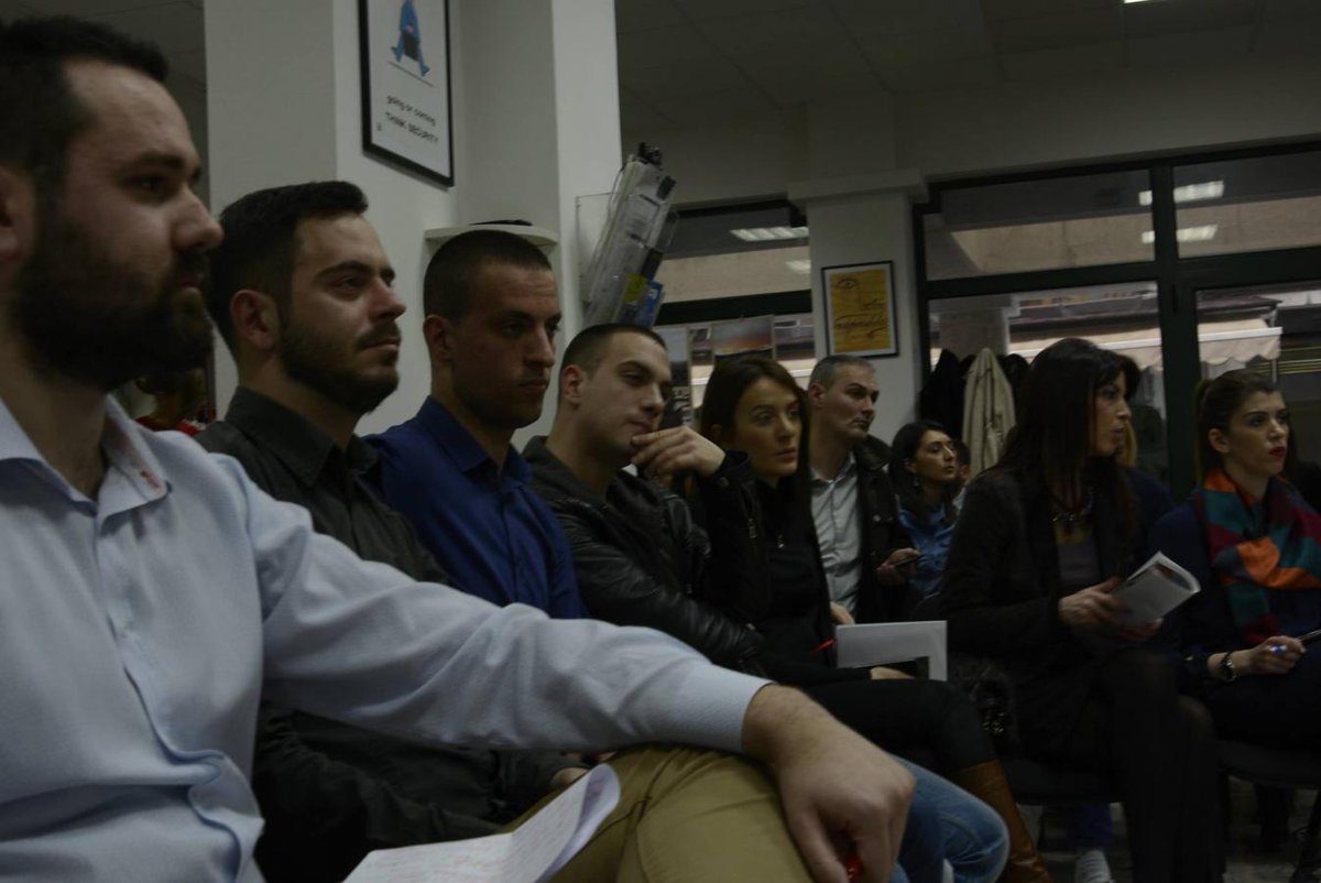 SD_CRNAGORA's tweet photo. Danas smo prisustvovali Građanskom satu u #Infocentru @elboxit @ZirojevicNikola @vujacic88
https://t.co/rjxk0mkdUs https://t.co/cI7tv0mUft