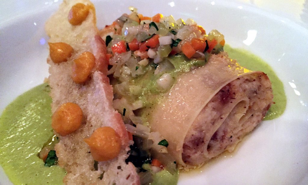 Another year, another fabulous dish by <a href="/NickINFERNO/">Nick_Inferno</a> for #RenoirEnRose. Full recap here 514eats.com/Renoir_RenoirE…