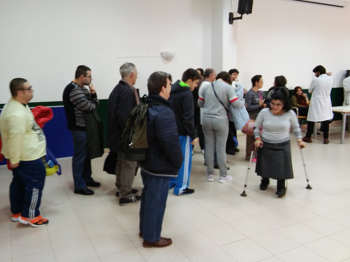 FNSCamino's tweet photo. El #CONSC1 reubica a los usuarios en nuevos talleres - https://t.co/qjz4Fvchj6 https://t.co/XpIQ648C74
