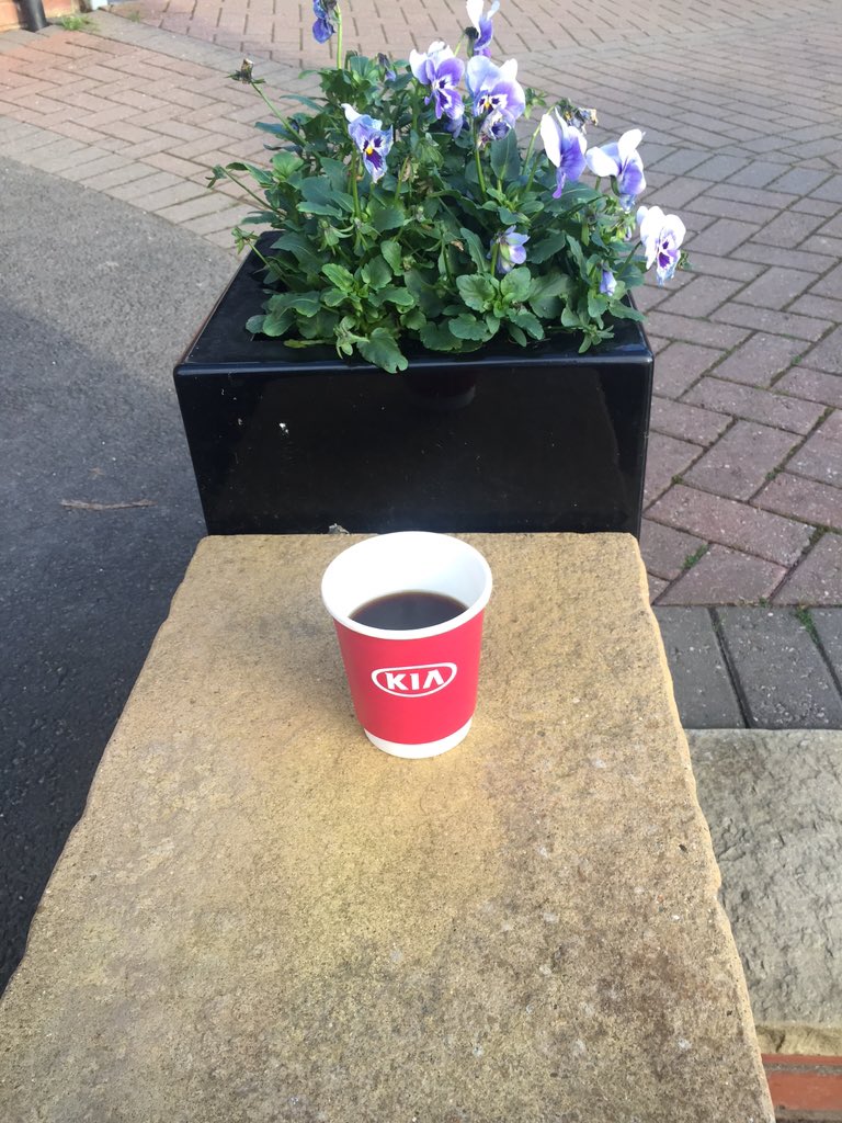 laceyracey's tweet photo. #kiaevolution Kia coffee time https://t.co/o3fG7CG6Hy