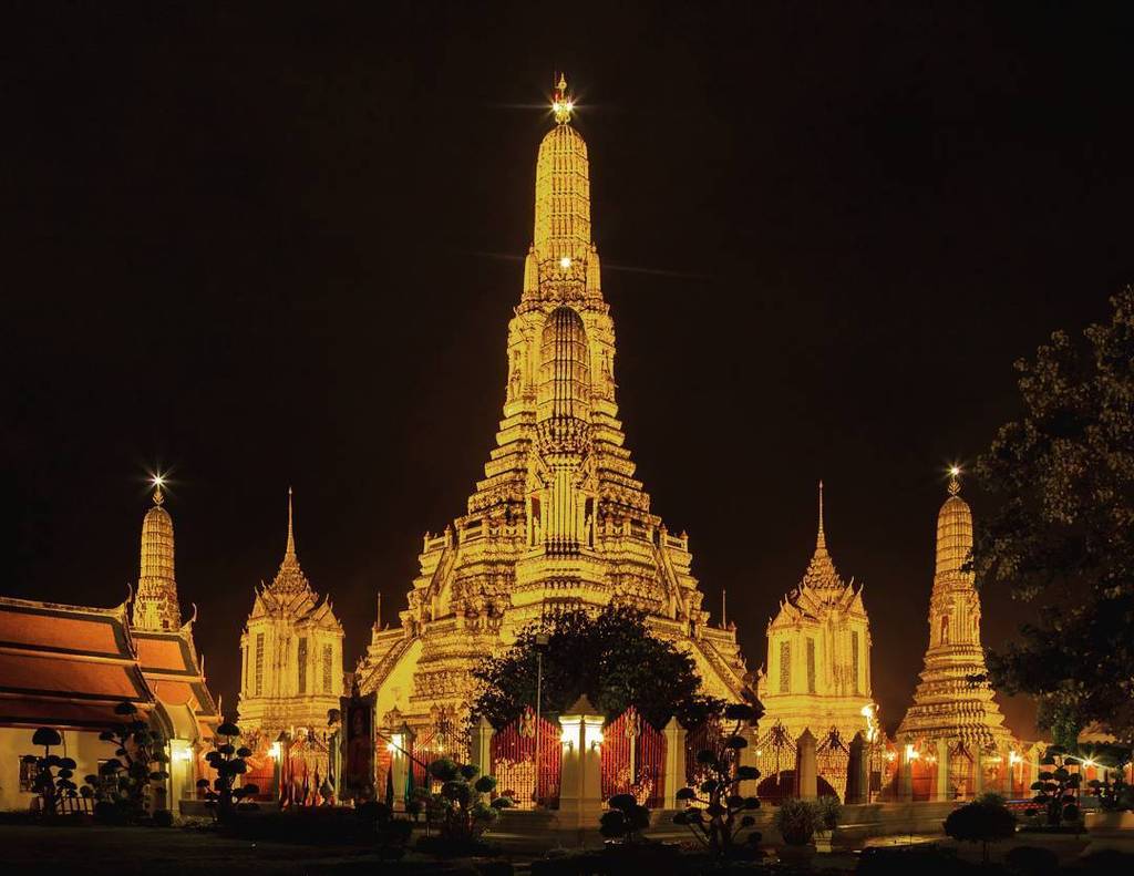 LibraryTravel's tweet image. Wat Arun, a temple situated in the city of Bangkok. 
Tag your friends! 👈😄😄 #mytravellibrar… ift.tt/2098NMg