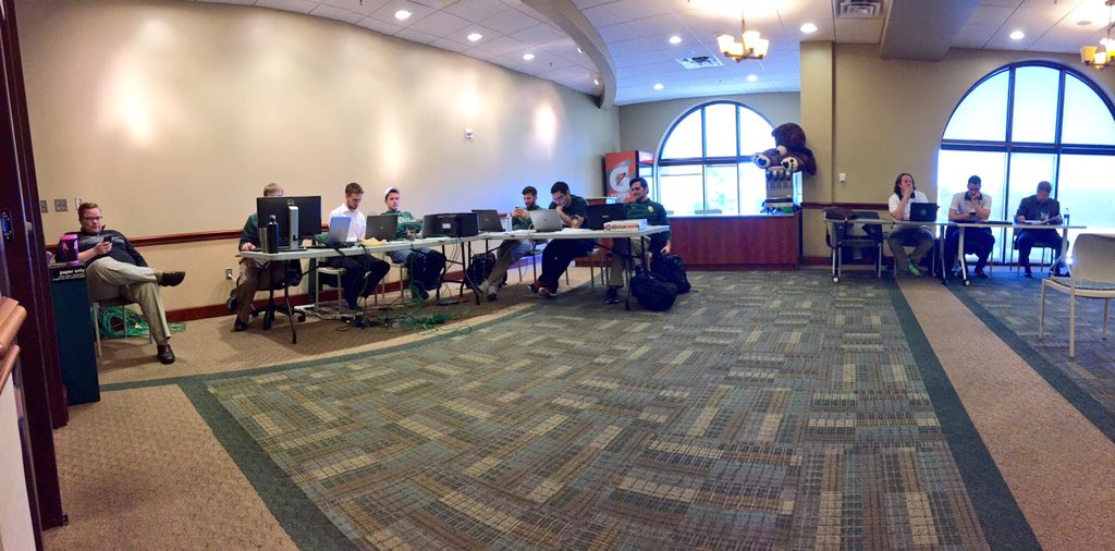 HeathNielsen's tweet image. Props to this staff grinding to get #SignBU info worldwide via social media. #wherethemagichappens