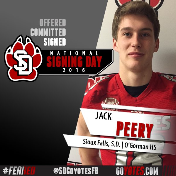 SDCoyotesFB's tweet photo. Another South Dakota standout from O'Gorman HS @jackcpeery! Welcome to the #CoyoteFamily! #GoYotes #FeaRED https://t.co/zOMKeVYbDz