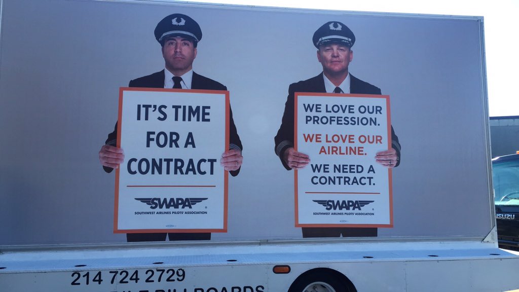 swapapilots's tweet photo. Mobile billboards helping the effort today in DAL. https://t.co/UbnHi6ypnO