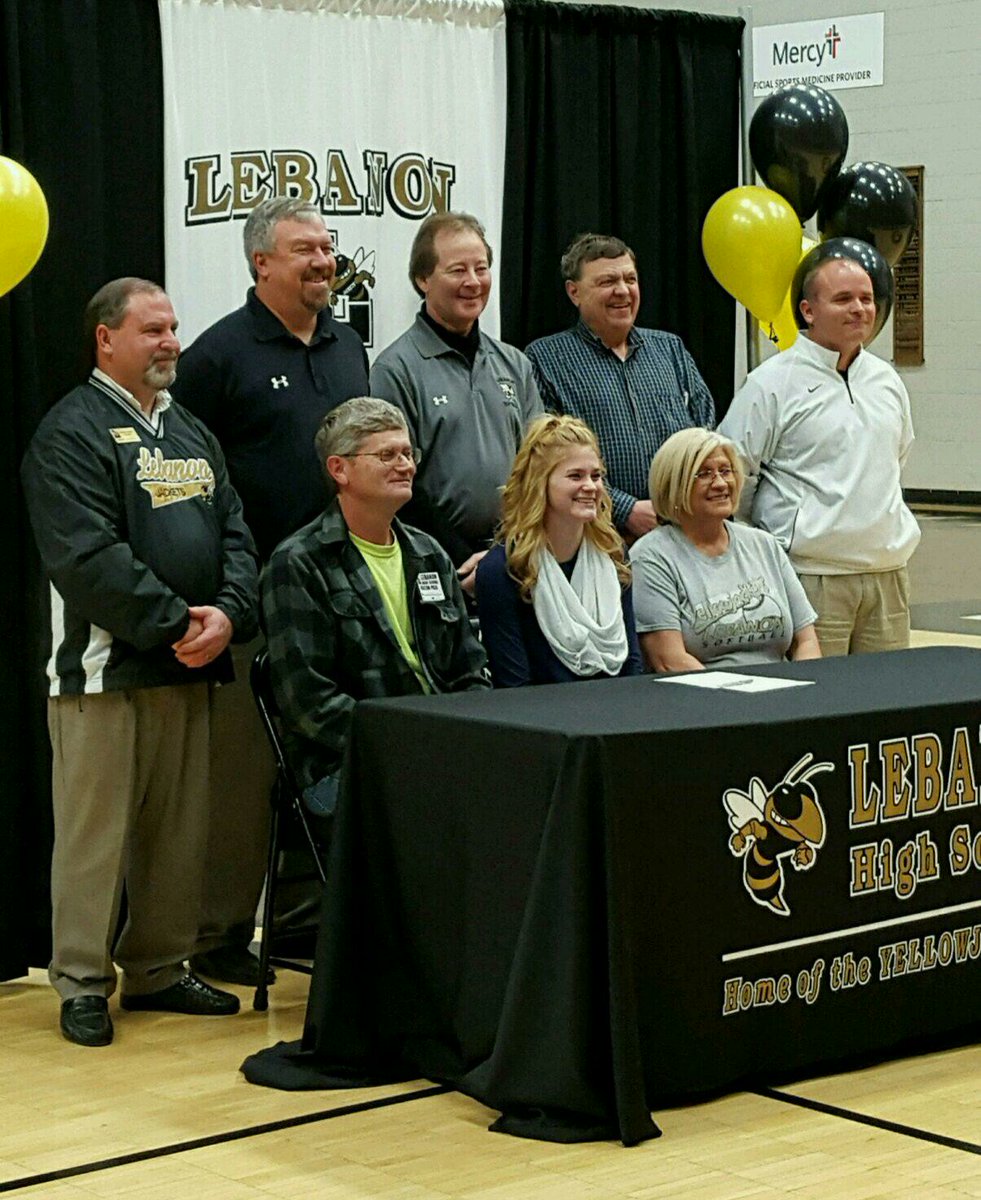 LadyJacketSball's tweet photo. Congrats to Lady Jacket Shelby Hicks as she signs to continue her softball career at Missouri Valley! https://t.co/gvgwg8LFIq