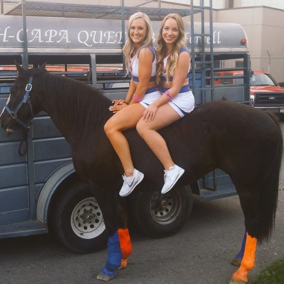 conner_olney's tweet photo. Let's Pony Up together #BoiseState
Link below!! 
https://t.co/5OaVmxau7l https://t.co/vSgRI7srbW