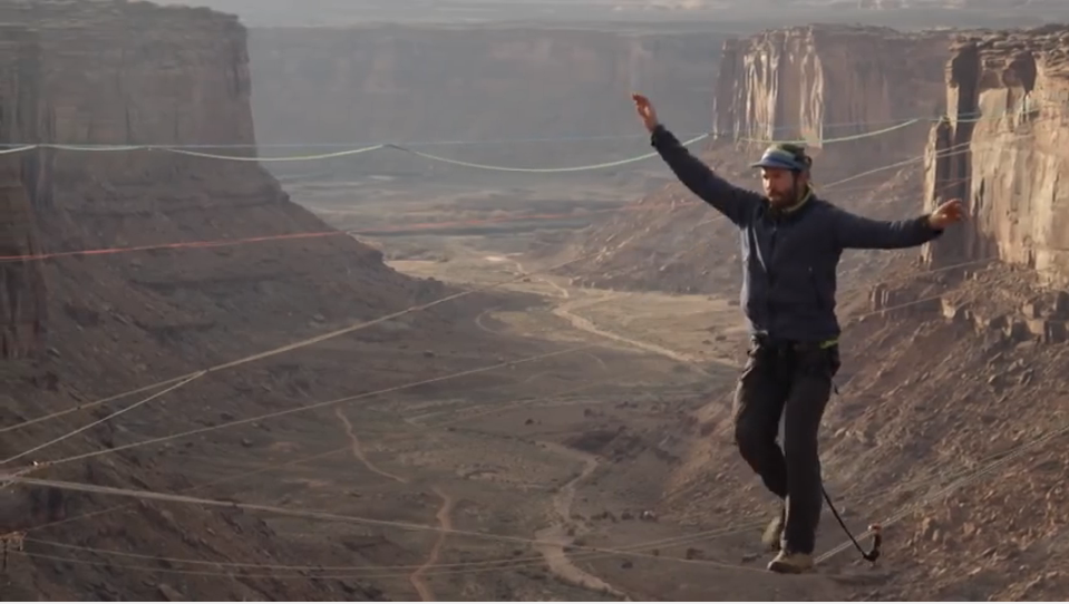 couchrcom's tweet photo. Would you ever do this?! Video here: https://t.co/Tgx1PfwEcf https://t.co/9VpVFOb4MG