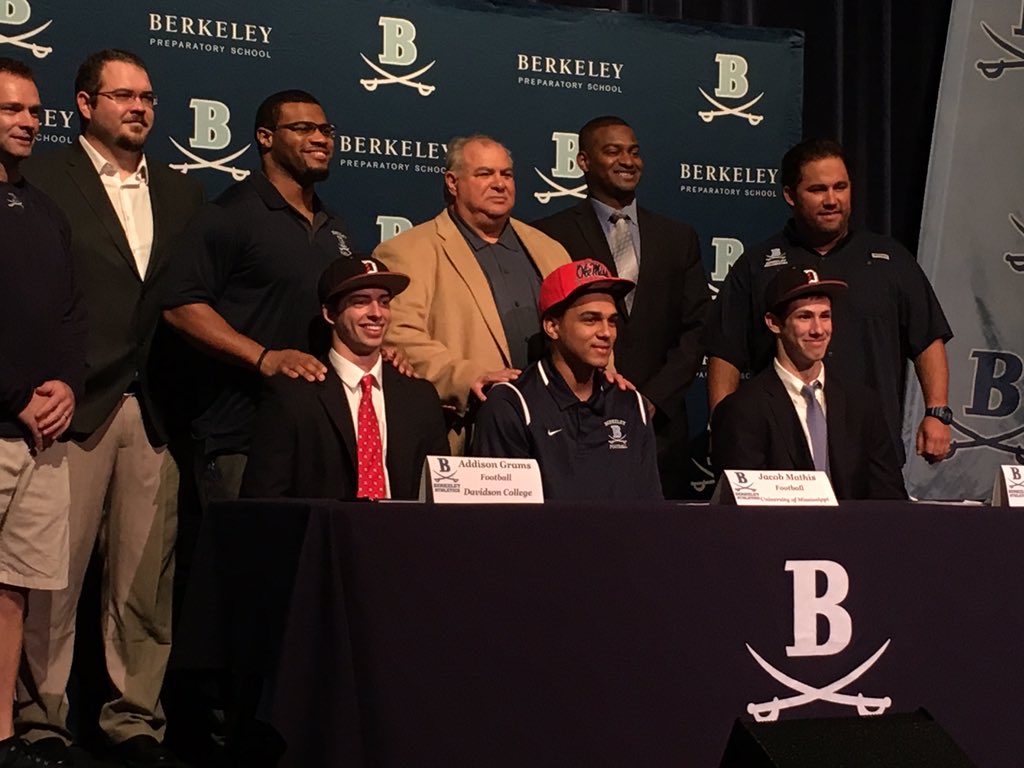kat_breeding's tweet photo. Congratulations!!! @addisongrams5 @Cuddie_J #jonturkel kill it next year at Davidson and Ole Miss ❤️ https://t.co/vAm2fsfqdD