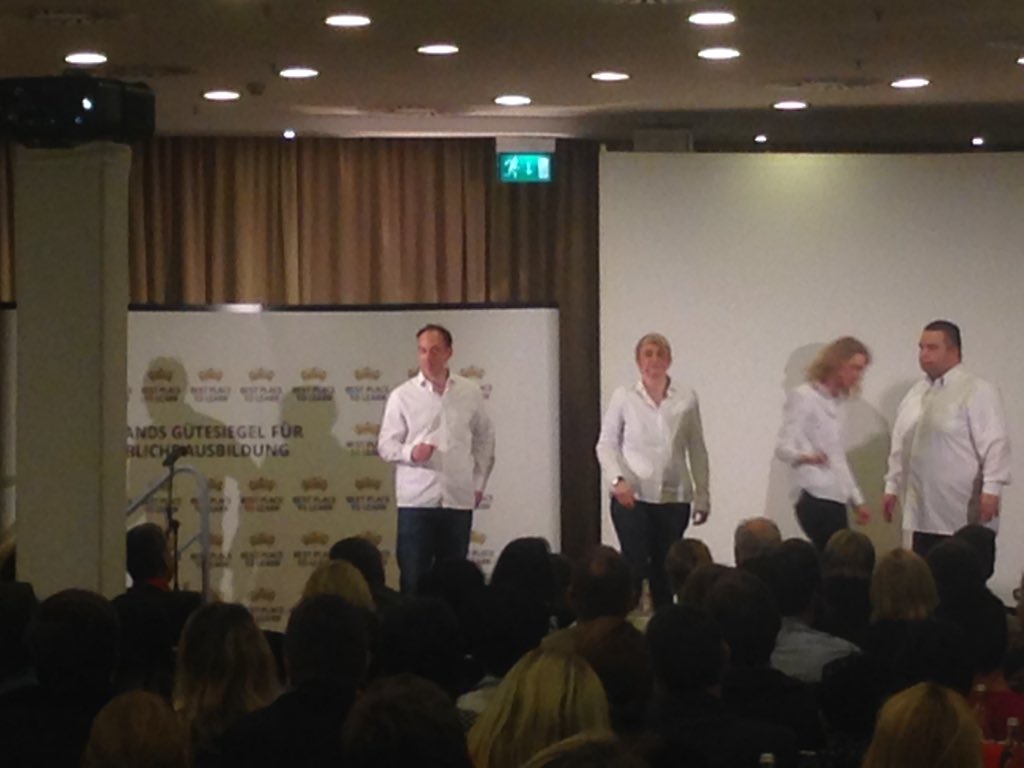 aubiplus's tweet image. What's up, Frau Krämer? 
#ImproComedy mit #DieSpieler beim #DAF2016 in #Hannover. #GenerationZ