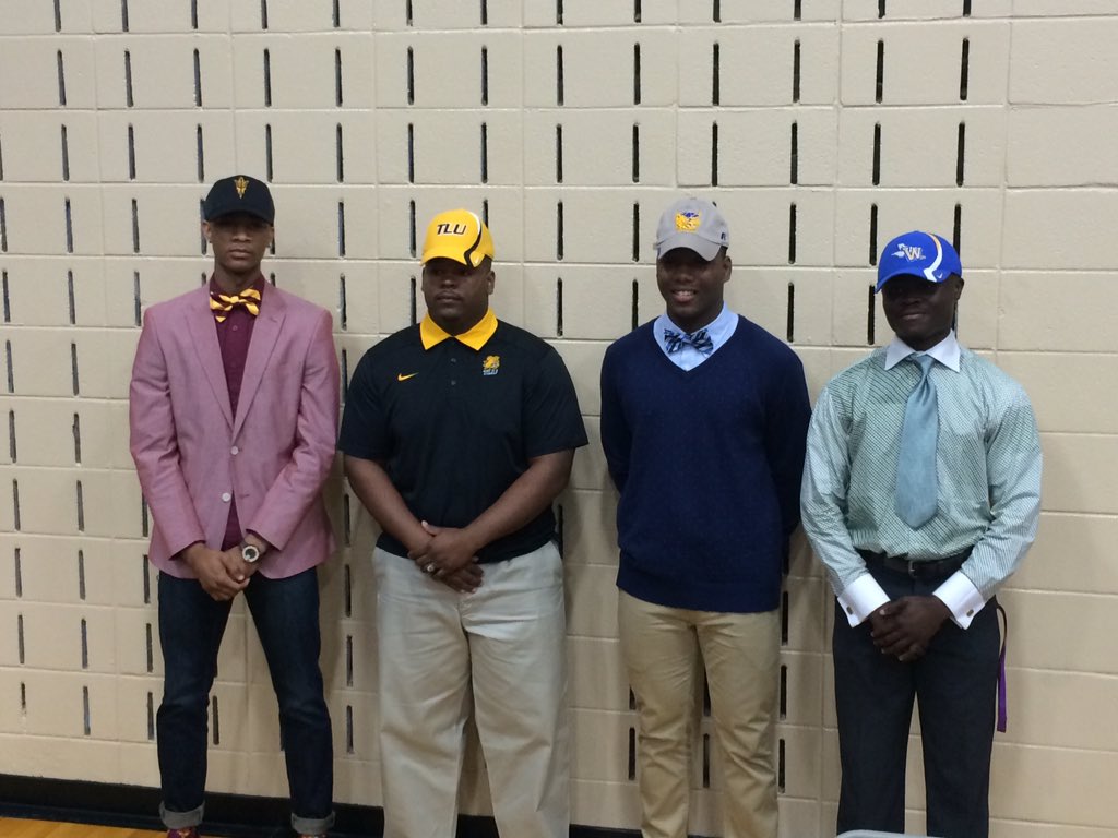 Marshall Buffalos tweet media