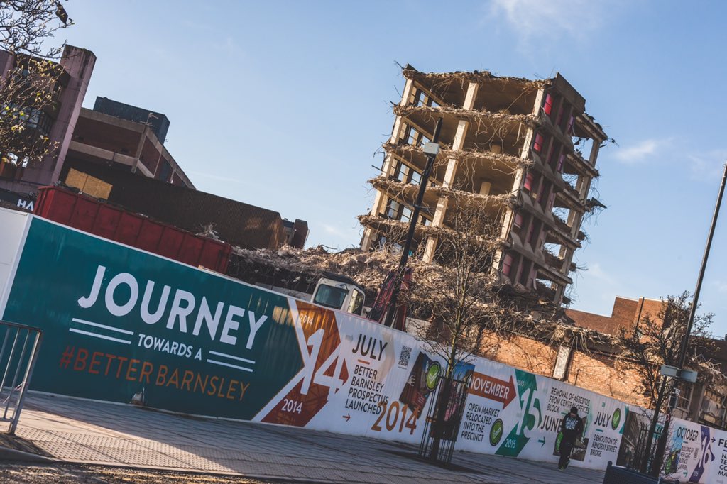 WithBrendan's tweet image. #BetterBarnsley in full swing, exploring the 'tarn' centre is always fun #Barnsley #HomeTownGlory #VisitBarnsley